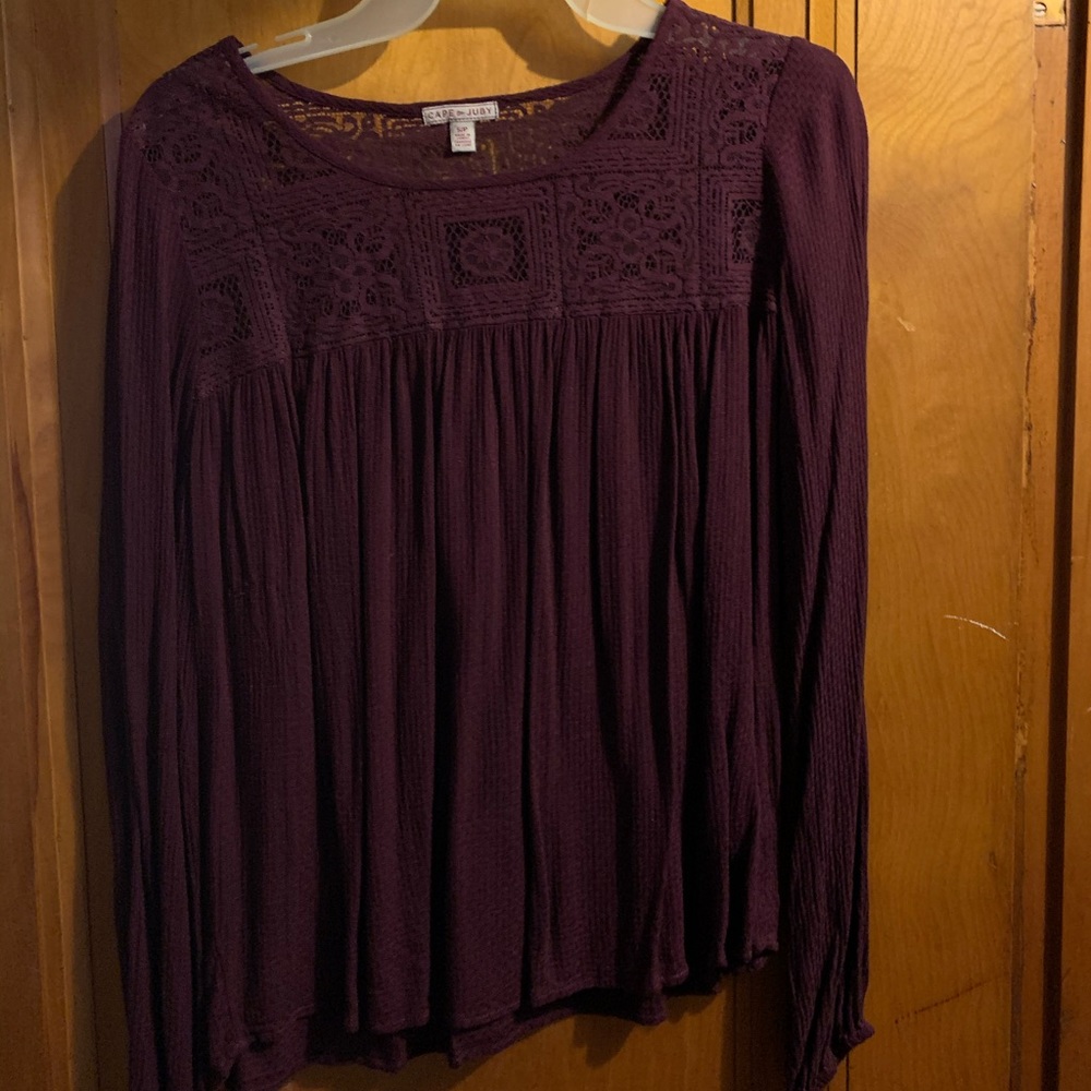 burgundy blouse size medium